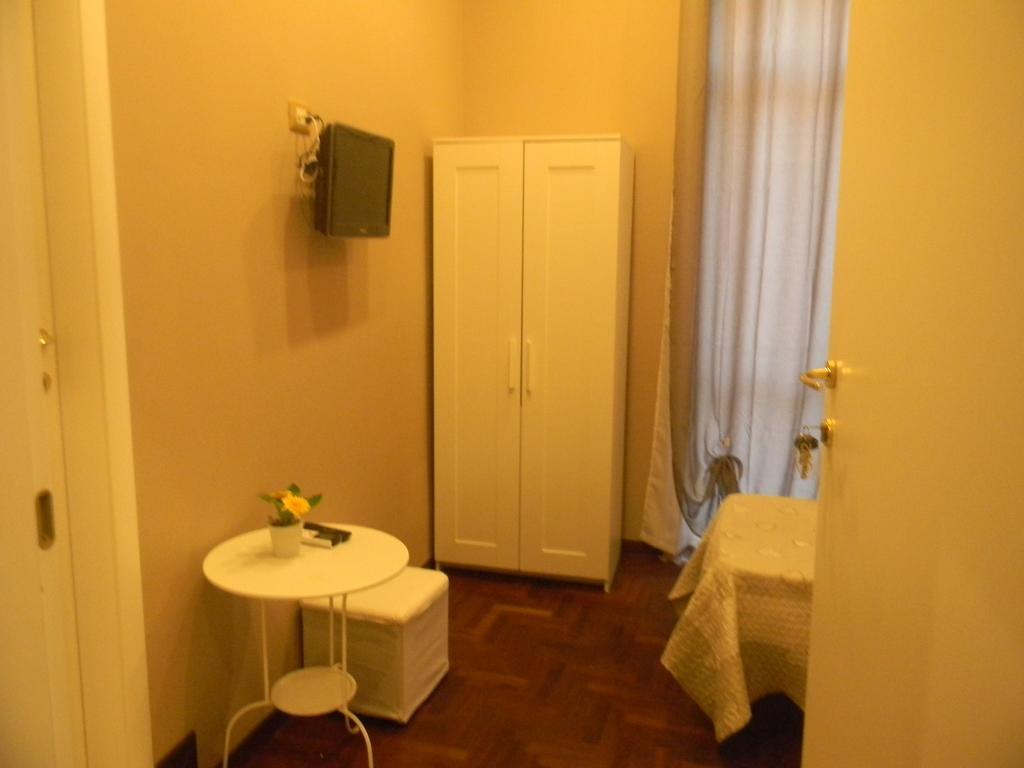 فندق Morgagni House روما الغرفة الصورة